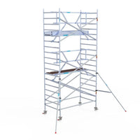 Rollgerüst Euroscaffold Professionell 135x250 6,2m Arbeitshöhe Carbonplattform gegen Fassade