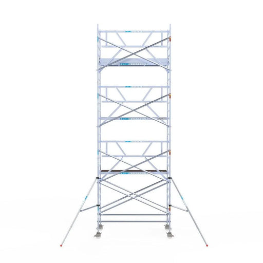 Rollgerüst Euroscaffold Professionell 135x250 8,2m Arbeitshöhe an der Fassade - Gerüstexpress.de