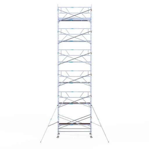 Rollgerüst Euroscaffold Professionell 135x305 13,2m Arbeitshöhe Carbonplattform gegen Fassade - Gerüstexpress.de