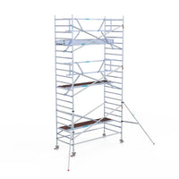 Rollgerüst Euroscaffold Professionell 135x305 7,2m Arbeitshöhe an der Fassade