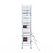 Rollgerüst Euroscaffold Professionell 135x305 7,2m Arbeitshöhe an der Fassade - Gerüstexpress.de
