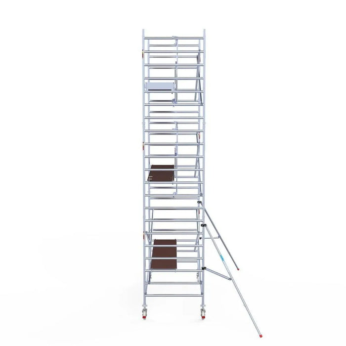 Rollgerüst Euroscaffold Professionell 135x305 7,2m Arbeitshöhe Carbonplattform gegen Fassade - Gerüstexpress.de