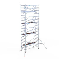 Rollgerüst Euroscaffold Professionell 135x305 9,2m Arbeitshöhe Carbonplattform gegen Fassade