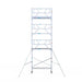 Rollgerüst Euroscaffold Professionell 75x250 9,2m Arbeitshöhe Carbonplattform gegen Fassade - Gerüstexpress.de