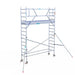 Rollgerüst Euroscaffold Professionell 75x305 5,2m Arbeitshöhe Carbonplattform gegen Fassade - Gerüstexpress.de