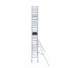 Rollgerüst Euroscaffold Professionell 75x305 7,2m Arbeitshöhe Carbonplattform gegen Fassade - Gerüstexpress.de