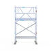 Rollgerüst Euroscaffold Professionell 90x190 4,2m Arbeitshöhe Carbonplattform gegen Fassade - Gerüstexpress.de