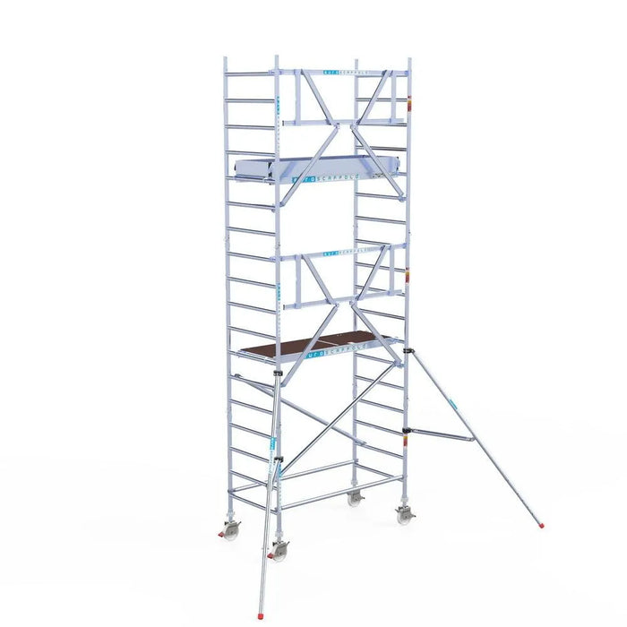 Rollgerüst Euroscaffold Professionell 90x190 6,2m Arbeitshöhe an der Fassade - Gerüstexpress.de