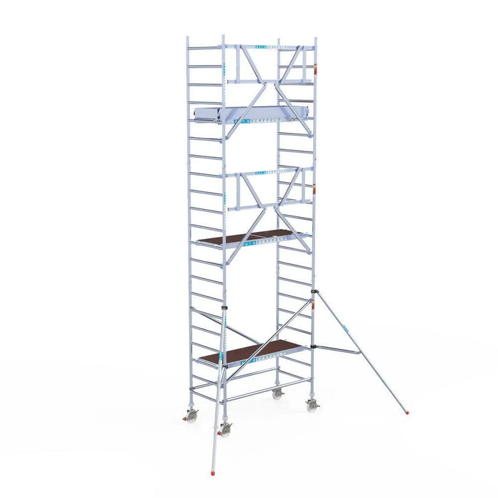 Rollgerüst Euroscaffold Professionell 90x190 7,2m Arbeitshöhe Carbonplattform gegen Fassade - Gerüstexpress.de