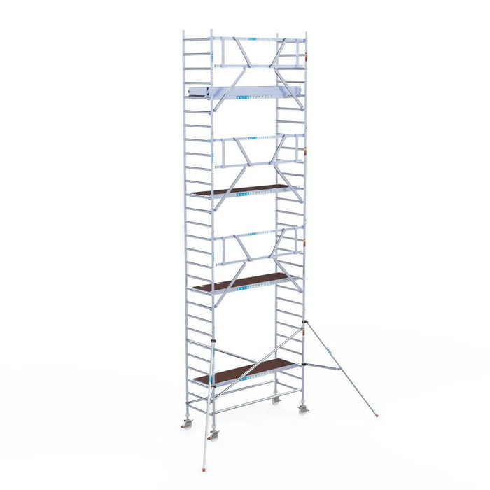 Rollgerüst Euroscaffold Professionell 90x250 9,2m Arbeitshöhe Carbonplattform gegen Fassade - Gerüstexpress.de