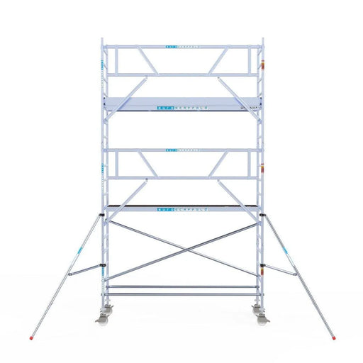 Rollgerüst Euroscaffold Professionell 90x305 6,2m Arbeitshöhe Carbonplattform gegen Fassade - Gerüstexpress.de