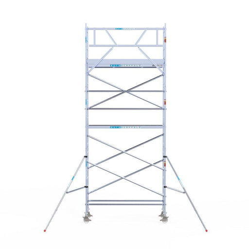 Rollgerüst Eurogerüst Original 75x250 7,2m Arbeitshöhe Carbonplattform gegen Fassade - GerüstExpress