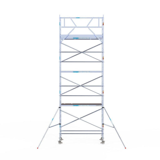 Rollgerüst Eurogerüst Original 90x250 8,2m Arbeitshöhe Carbonplattform gegen Fassade - GerüstExpress