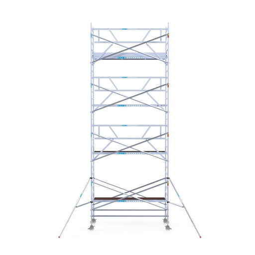 Rollgerüst Euroscaffold Professionell 135x305 9,2m Arbeitshöhe Carbonplattform gegen Fassade - GerüstExpress