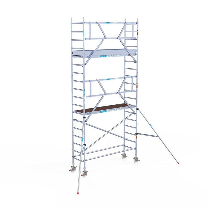 Rollgerüst Euroscaffold Professionell 75x250 6,2m Arbeitshöhe an der Fassade - GerüstExpress