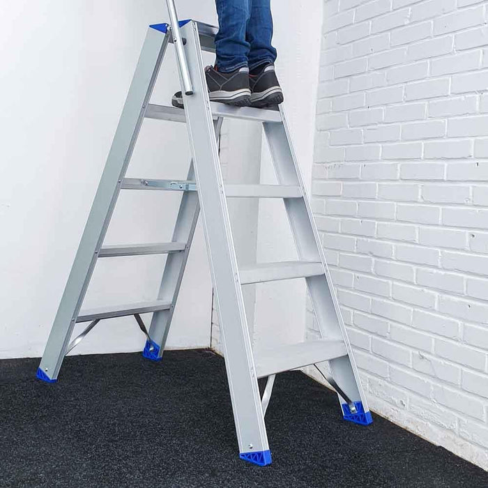 Treppe Doppeltreppen professionell 2x5 Stufen - Gerüstexpress.de