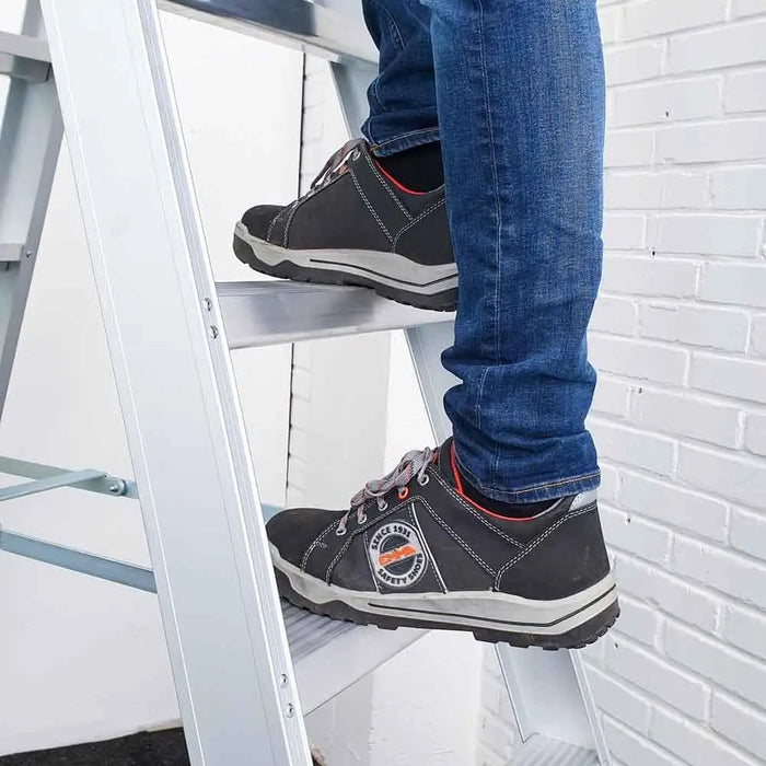 Treppe Doppeltreppen professionell 2x7 Stufen - Gerüstexpress.de